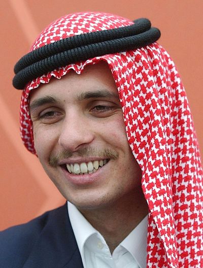 Jordan's Prince Hamzah relinquishes title a year after plot