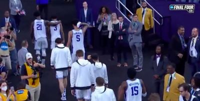 NCAA hoops fans rip Duke after most players skipped handshake line after loss to UNC