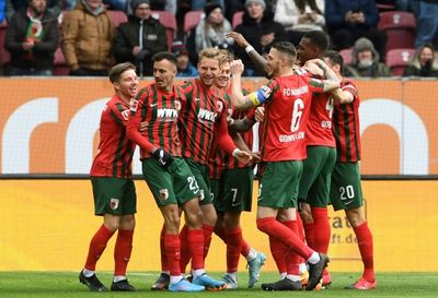 Lightning start helps Augsburg in relegation fight