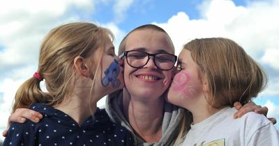 Brave County Durham mum 'finds strength in daughters' ahead of gruelling cancer treatment