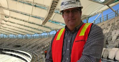 Bananas and lantana for building future