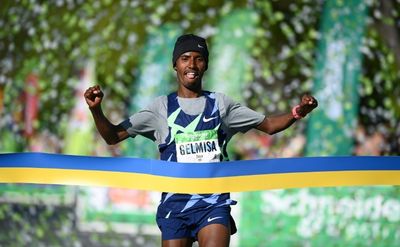 Gelmisa, Jeptum claim Paris Marathon wins