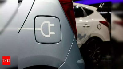 EV share in sales rises to 12.5% from 10% in a month in Delhi, surpasses CNG variant