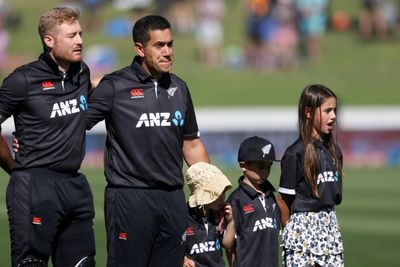 New Zealand great Taylor in tearful farewell to international cricket