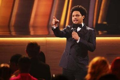 Trevor Noah mocks Will Smith at the Grammys