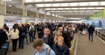 Passengers abandoning their luggage due to chaos at Manchester Airport