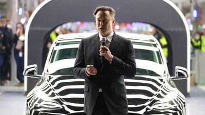 Elon Musk buys large stake in Twitter