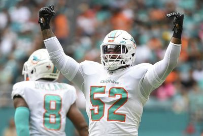 Breaking down Dolphins LB Elandon Roberts’ new contract