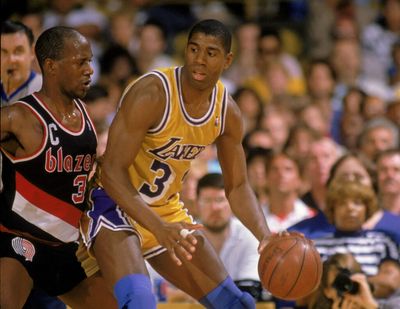 On this date: Magic Johnson sinks Trail Blazers with trip-dub