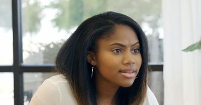 Teen applauded for shutting down brother-in-law who said her leg hair is 'gross'