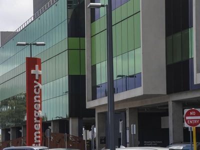 Hot climate to stretch Adelaide hospitals