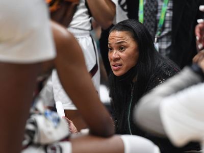 ESPN Broadcaster Suggests 76ers Hire Dawn Staley if Team Struggles in Playoffs