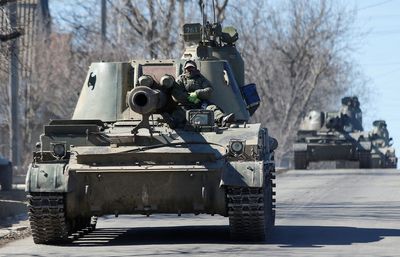 Russia likely to shift tactics, send thousands of soldiers to eastern Ukraine, U.S. says