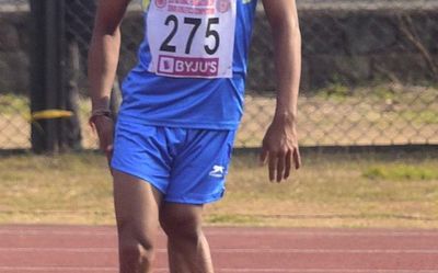 Praveen wins hearts, Jyothi hurdles to glory, Nayana takes long jump gold