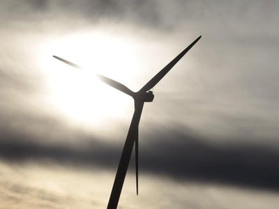 Commonwealth backs windfarms in Vic's east