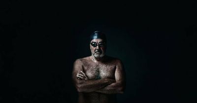 Newcastle man Dean Summers chasing Australia's longest ocean swim, Newcastle to Sydney