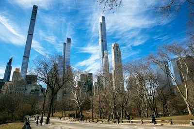 Luxury New York high-rises face potential strike from thousands of building workers