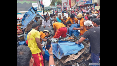 Man dies as car gets squeezed between trucks near Bhubaneswar