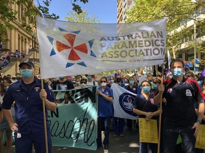 NSW defends pay ahead of health strike