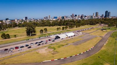 Four people with COVID-19 die in SA as state sets new predicted peak of 5,500 daily cases