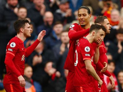 Benfica vs Liverpool confirmed line-ups: Team news ahead of Champions League fixture tonight