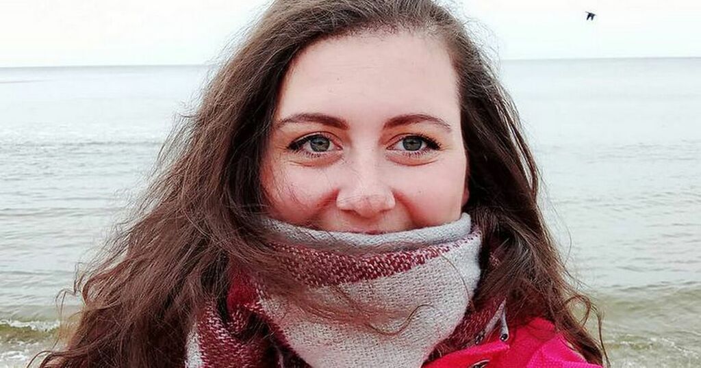 Actress who played 'girl in red coat' in Schindler's…