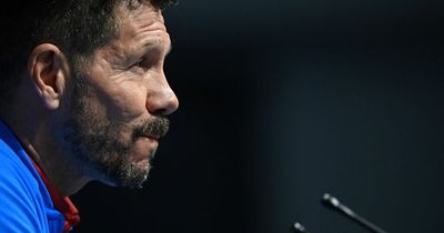 Diego Simeone highlights glaring difference between Man Utd and Man City