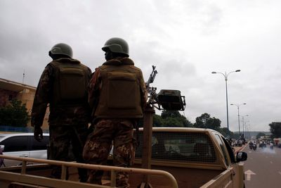 Malian, foreign soldiers allegedly killed hundreds in town siege -rights group