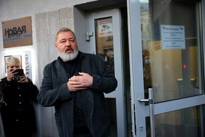 Publisher signs over Russian printing houses to Nobel winner