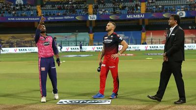 IPL 2022: Royal Challengers Bangalore opt to bowl against Rajasthan Royals