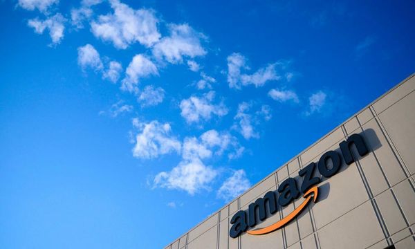 Amazon books first rocket launches for broadband satellites project