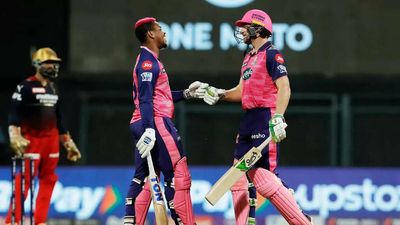 IPL 2022: Buttler, Hetmyer guide Rajasthan Royals to 169/3 against Royal Challengers Bangalore