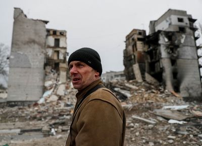 U.S. providing Ukraine with protective chemical weapons gear -official