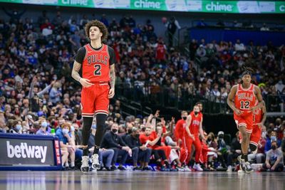 Bulls guard Lonzo Ball likely out for the season due to meniscus surgery