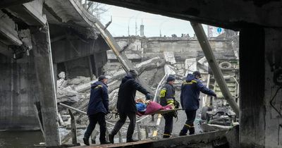 Ukraine morning briefing: 160,000 people trapped in Mariupol with no water