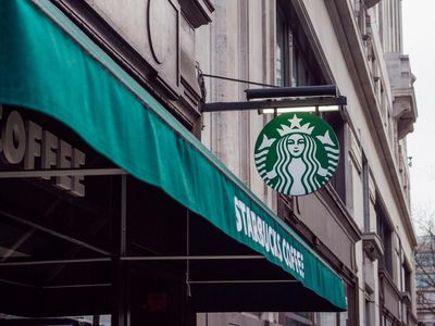 Starbucks To Enter NFT Business This Year, CEO Touts 'Heritage' Advantage