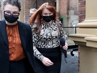 Murder suspect heard sobbing in 000 call