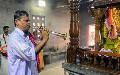 Amid ban on non-Hindu traders, Muslim family renders music in temples at Kaup