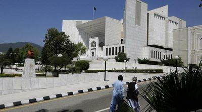 Pakistan’s Top Court Hears Khan’s Defense of Blocking Ouster