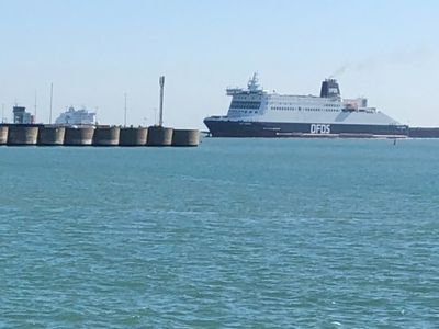 P&O Ferries passengers told that DFDS can’t take them from Dover to France at the weekend