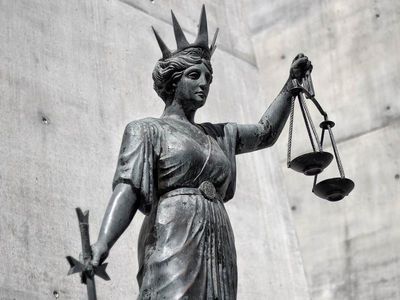 NSW online predator of young girls jailed