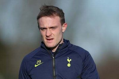 Oliver Skipp: Tottenham midfielder dealt fresh blow in quest to return from pelvic injury