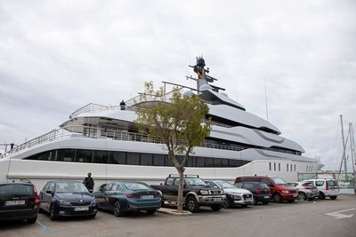 Dutch move to hold 12 yachts ordered by wealthy Russians