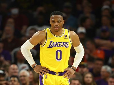 A hysterical Lakers ‘One Shining Moment’ fan video perfectly sums up their horrible season