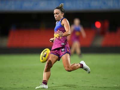 Bates wins again in AFLW with MVP award