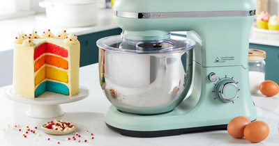 Bake Off fans save £350 as sell-out Aldi dupe of KitchenAid mixer returns