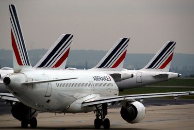 France opens safety probe of 'serious' NY-Paris flight issue