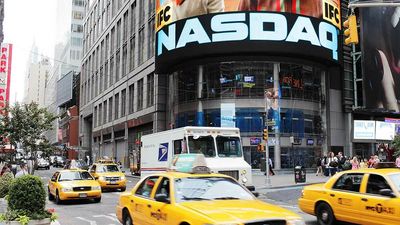 Nasdaq Off 2.5% As Techs Remain Under Pressure; Stock Market Broadly Lower