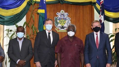 Australian spy chiefs meet with Solomon Islands PM Sogavare over draft security deal with China