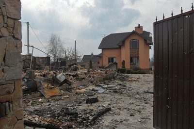 Ukraine's ombudswoman says 400 missing in town of Hostomel